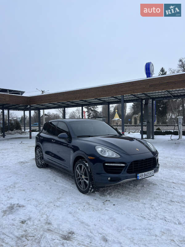 Внедорожник / Кроссовер Porsche Cayenne 2012 в Виннице