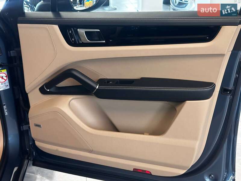 Внедорожник / Кроссовер Porsche Cayenne 2019 в Львове фото 50 Внедорожник / Кроссовер Porsche Cayenne 2019 в Львове