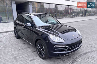 Внедорожник / Кроссовер Porsche Cayenne 2011 в Днепре