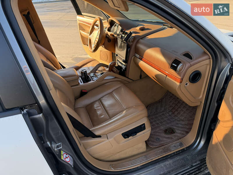 Внедорожник / Кроссовер Porsche Cayenne 2007 в Могилев-Подольске