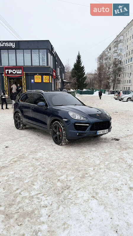 Внедорожник / Кроссовер Porsche Cayenne 2010 в Житомире
