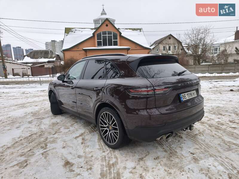 Внедорожник / Кроссовер Porsche Cayenne 2019 в Киеве фото 7 Внедорожник / Кроссовер Porsche Cayenne 2019 в Киеве