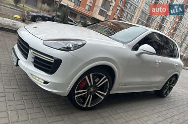 Внедорожник / Кроссовер Porsche Cayenne 2016 в Днепре
