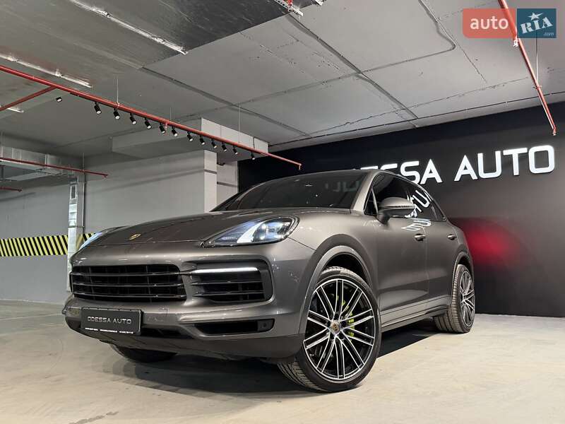 Внедорожник / Кроссовер Porsche Cayenne 2018 в Одессе