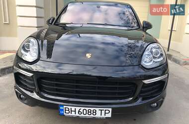Внедорожник / Кроссовер Porsche Cayenne 2015 в Одессе