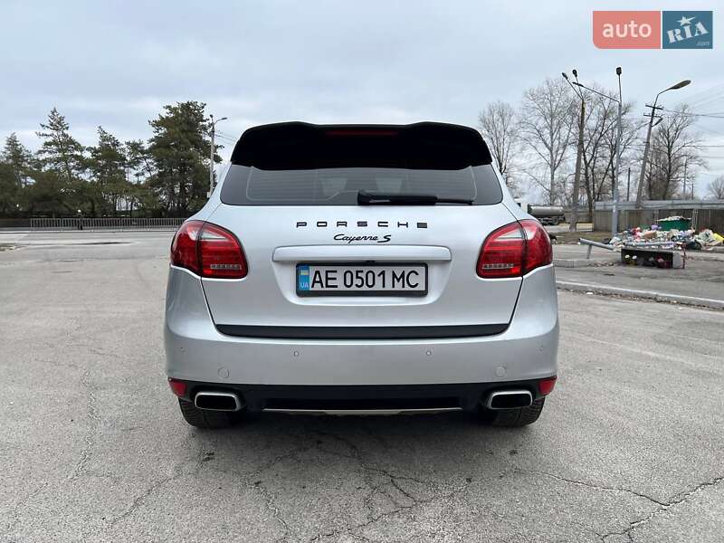 Внедорожник / Кроссовер Porsche Cayenne 2010 в Днепре