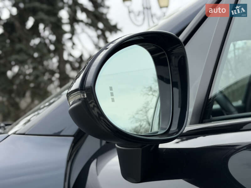 Внедорожник / Кроссовер Porsche Cayenne 2019 в Одессе