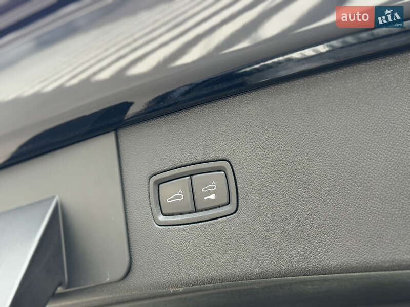 Внедорожник / Кроссовер Porsche Cayenne 2019 в Одессе