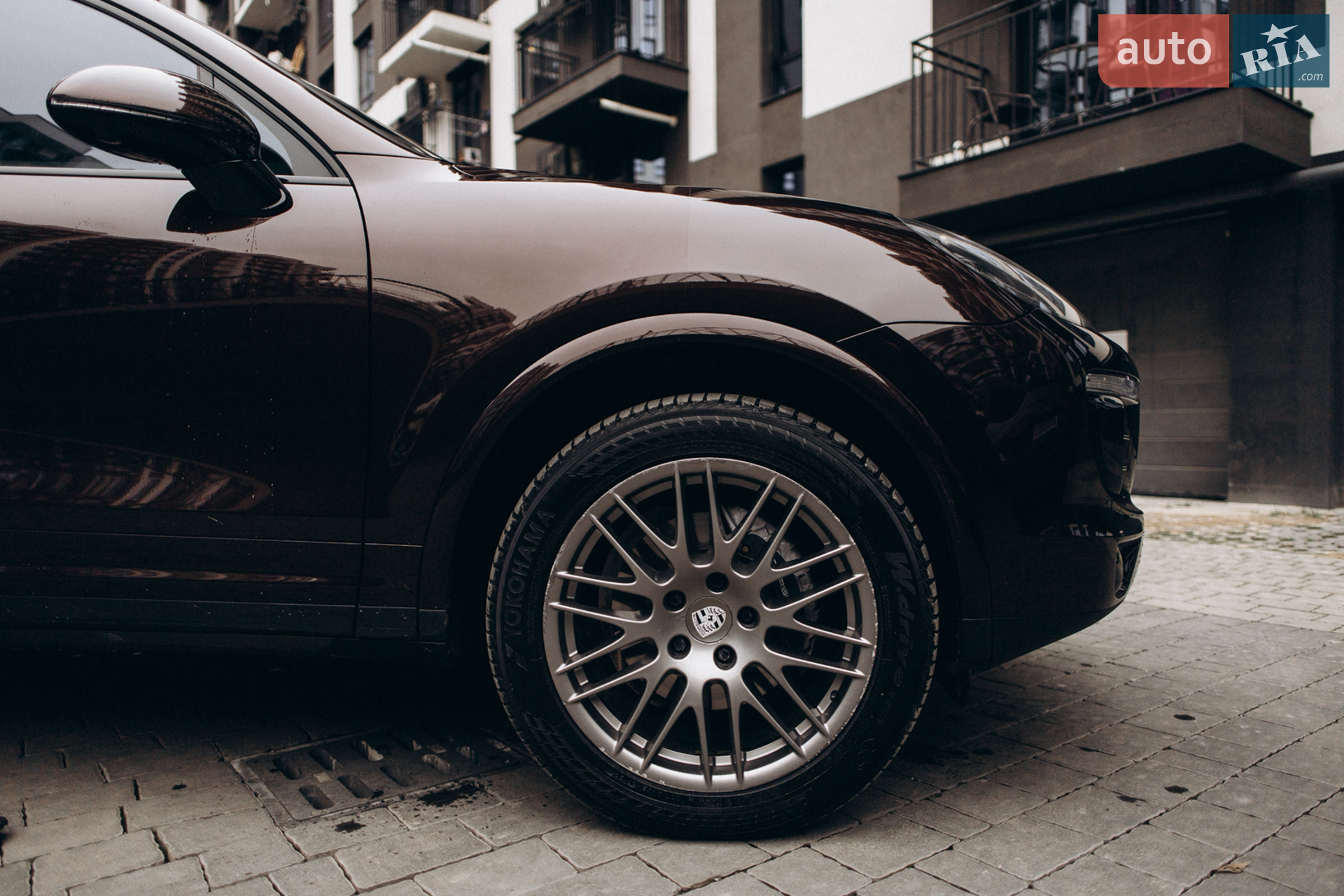 2016 Porsche Cayenne - мініатюра 3