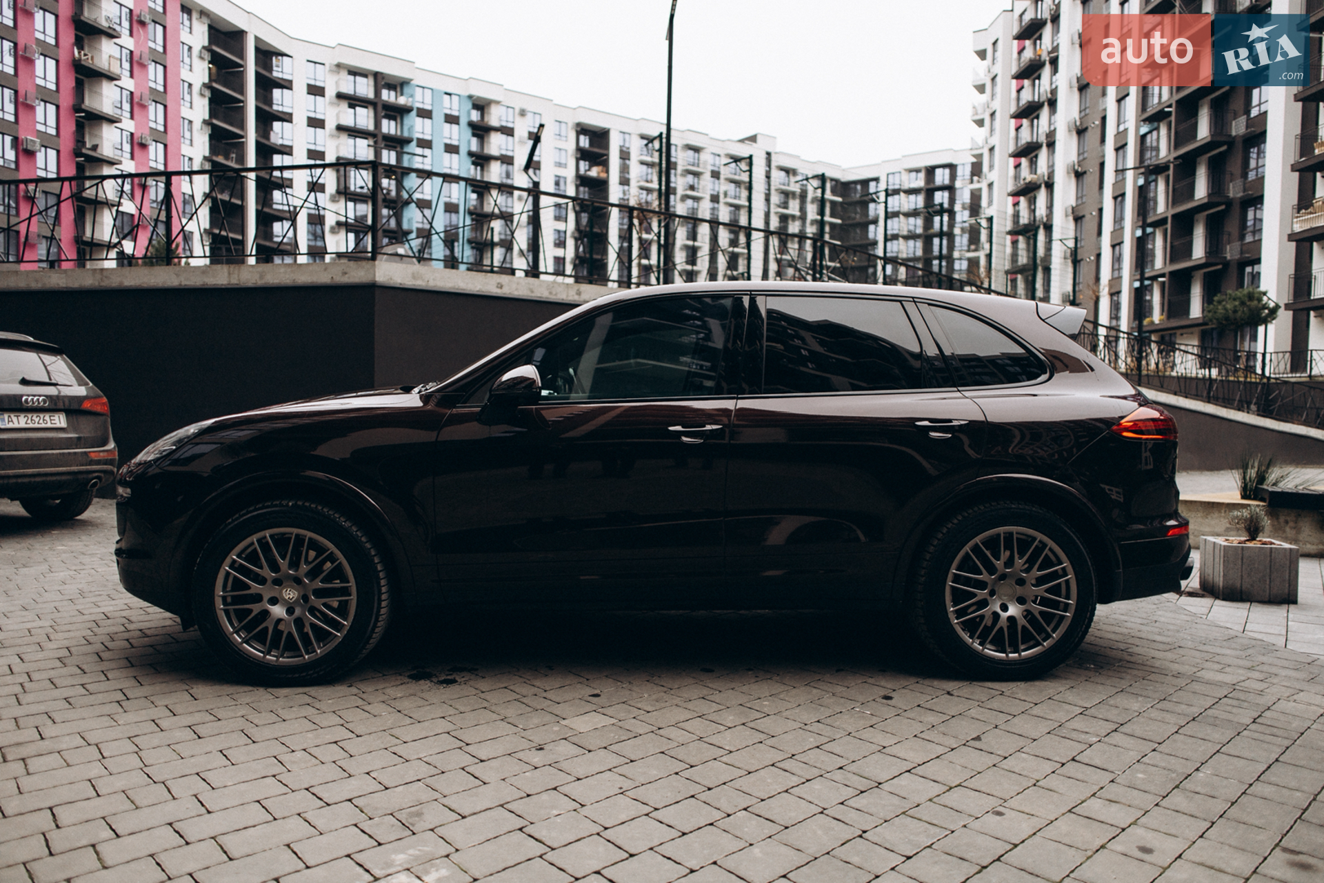 2016 Porsche Cayenne - мініатюра 9