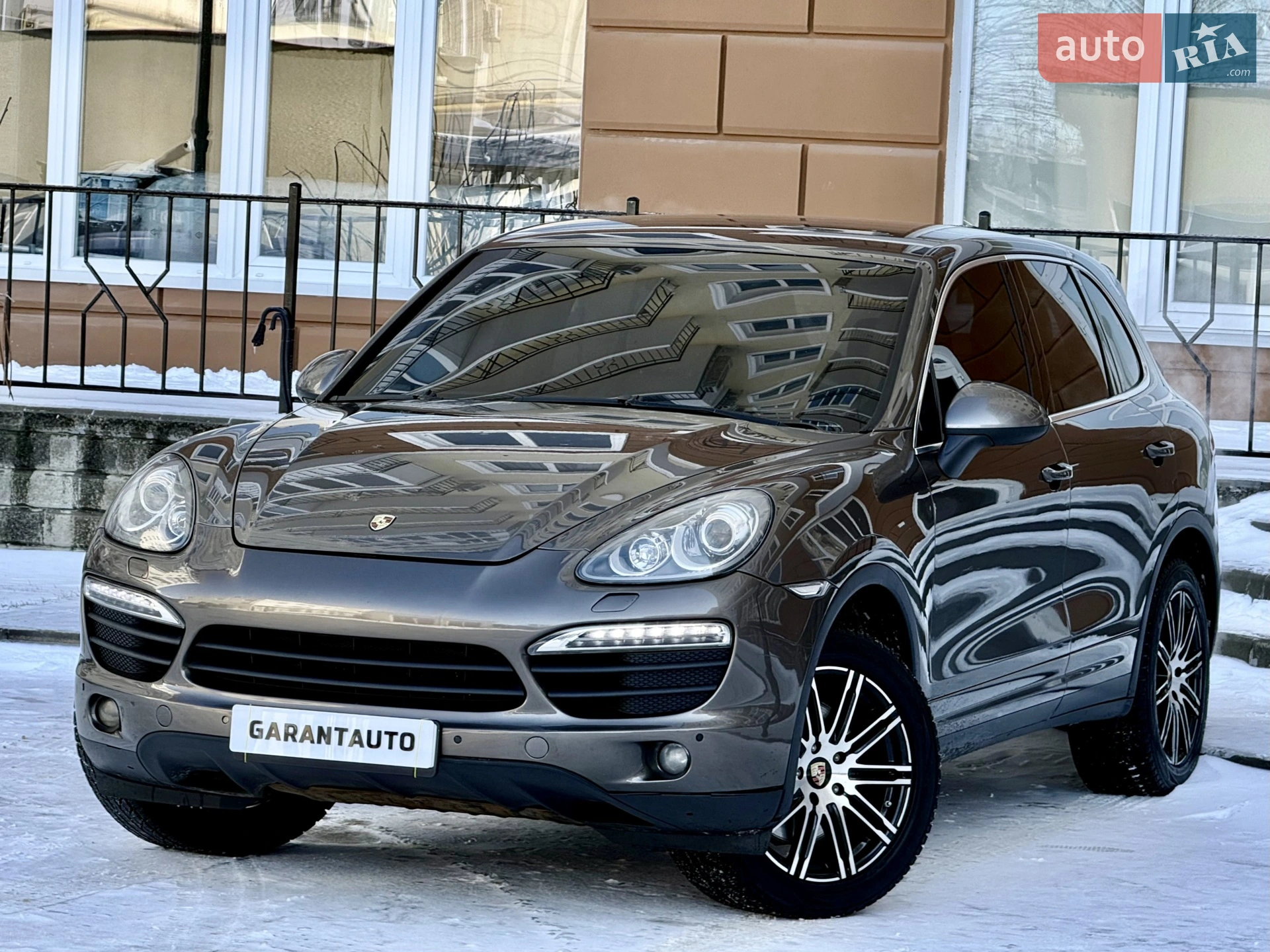 2011 Porsche Cayenne - мініатюра 10