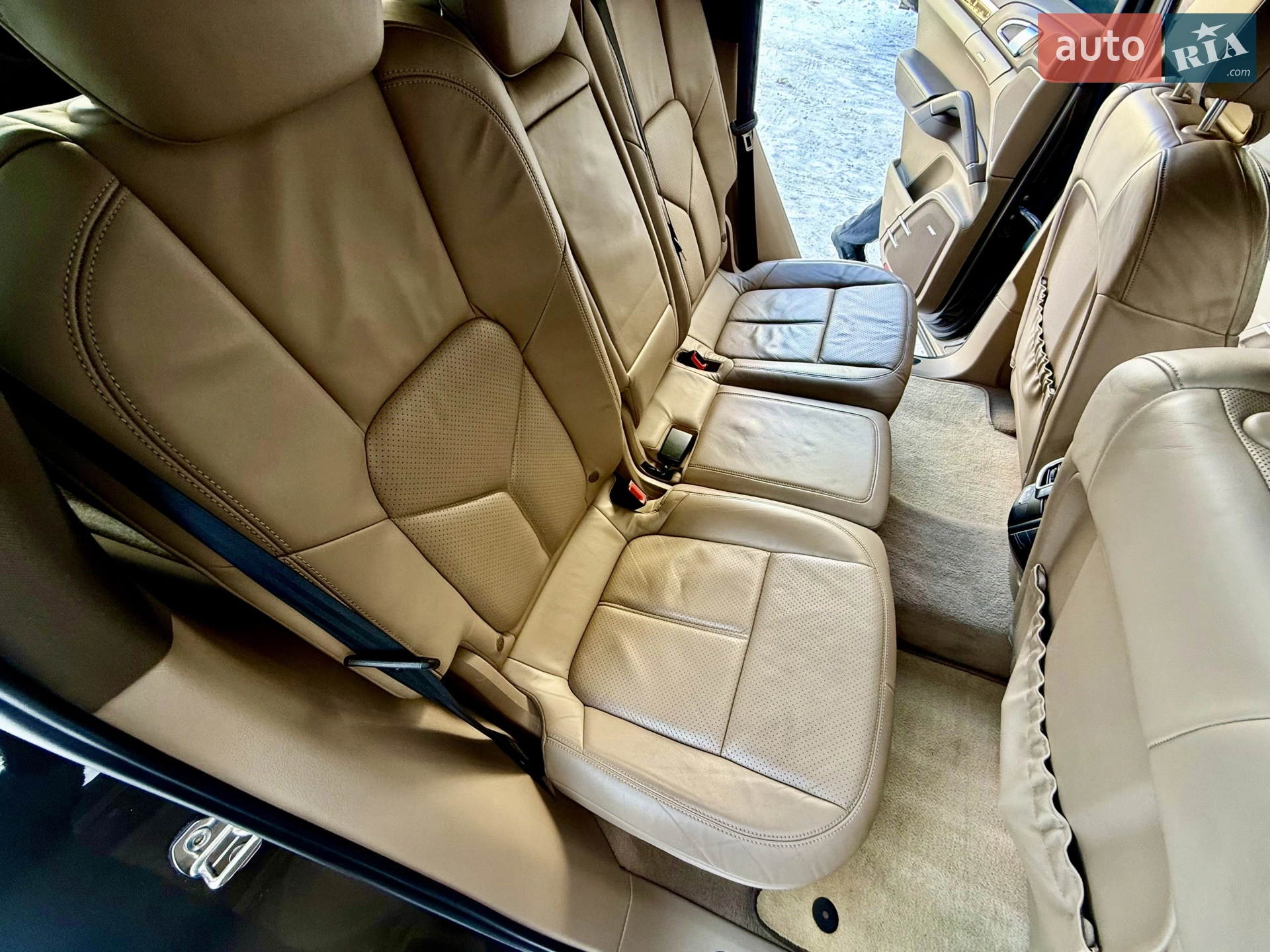 2011 Porsche Cayenne - мініатюра 56