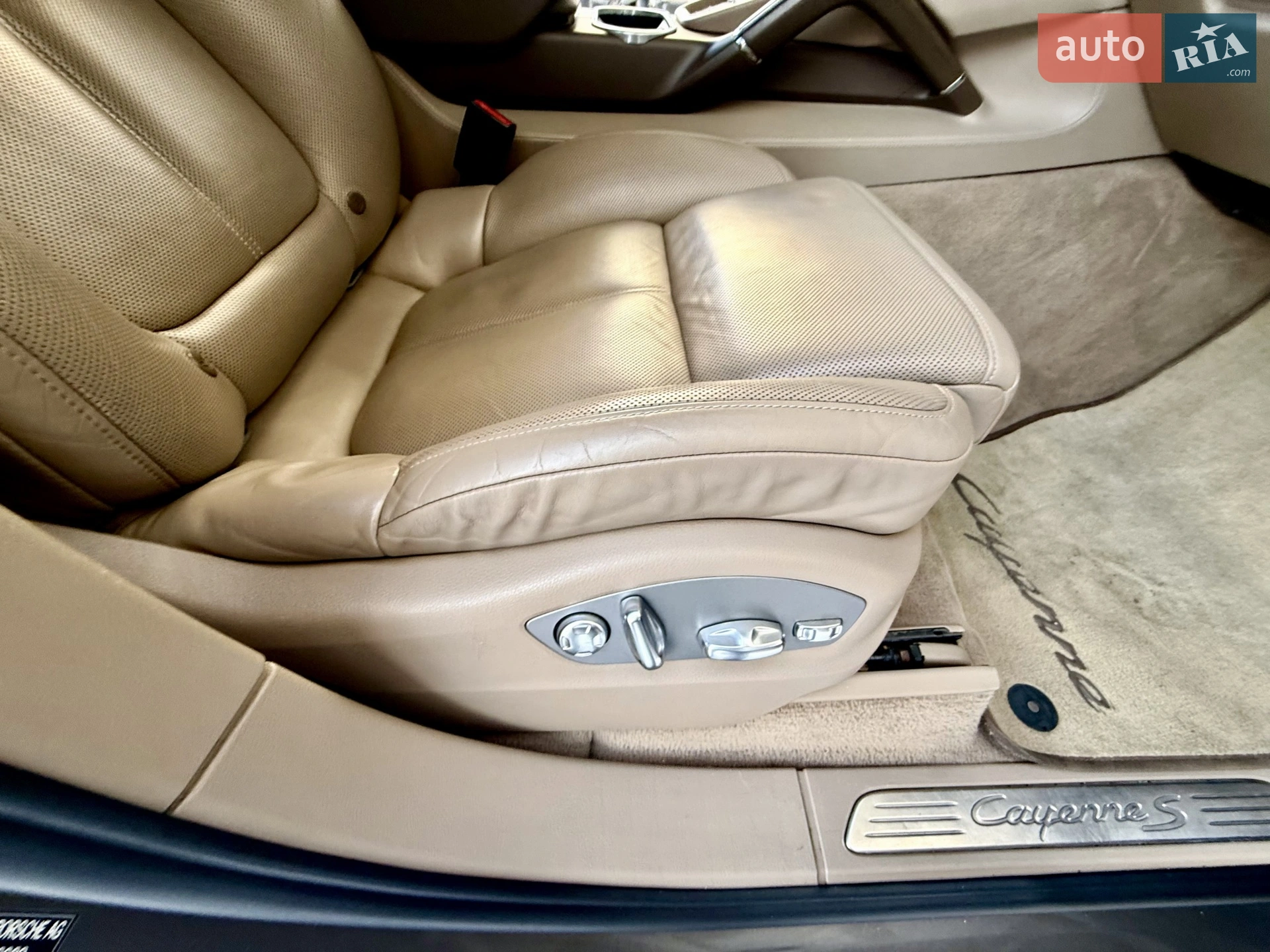 2011 Porsche Cayenne - мініатюра 72