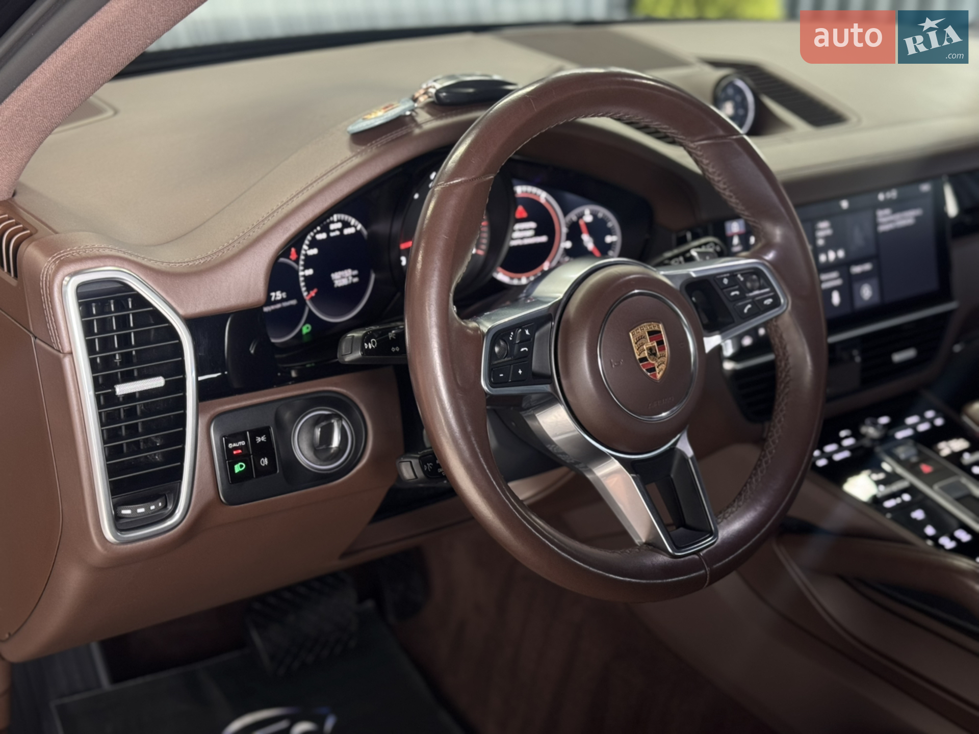 2018 Porsche Cayenne - мініатюра 42