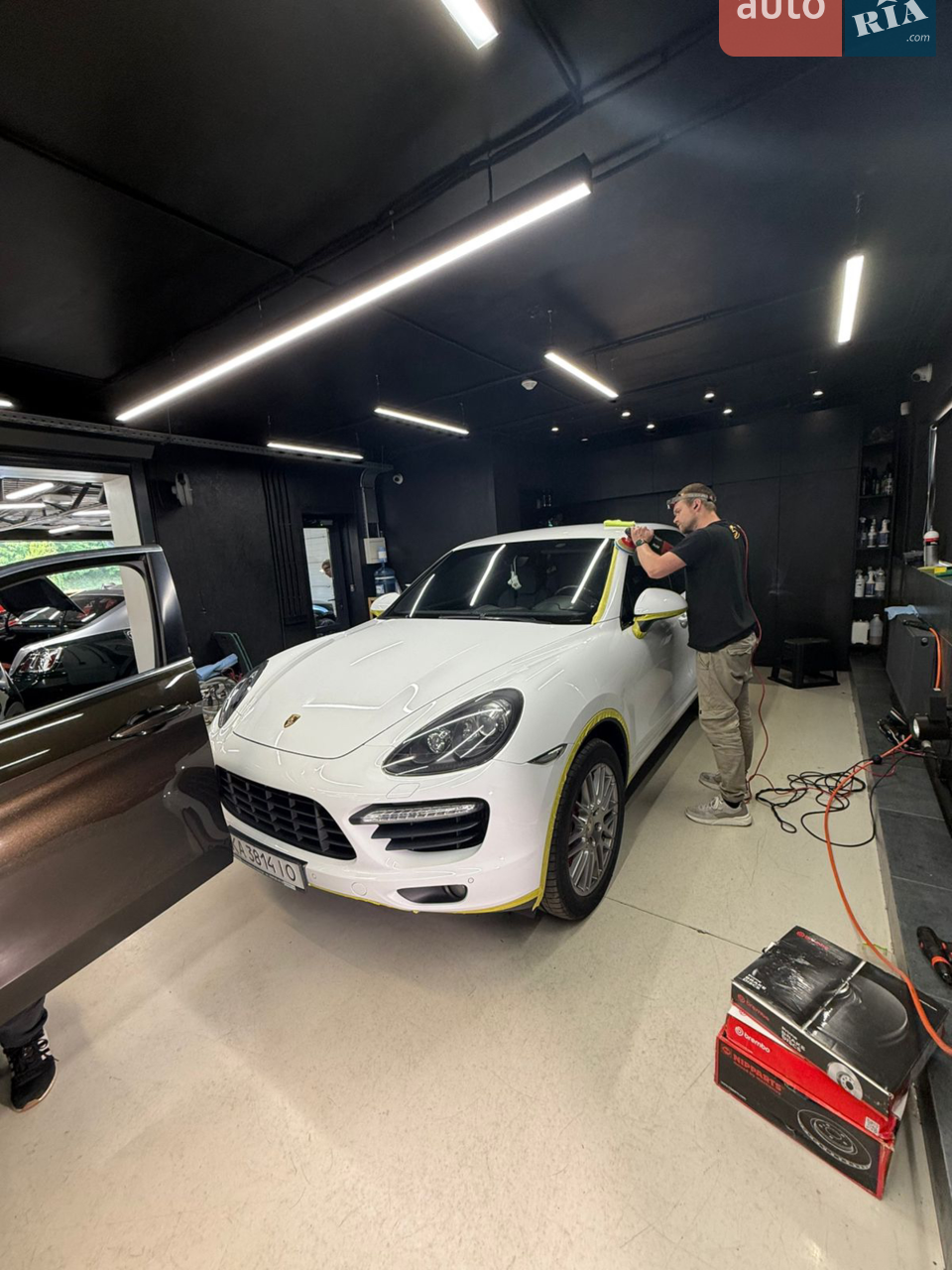 2013 Porsche Cayenne - мініатюра 41