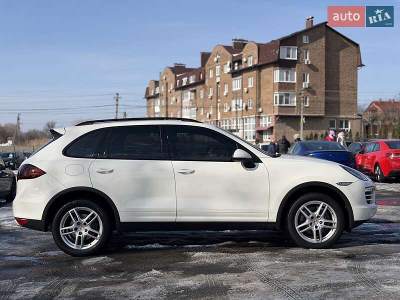 Внедорожник / Кроссовер Porsche Cayenne 2011 в Киеве фото 11 Внедорожник / Кроссовер Porsche Cayenne 2011 в Киеве