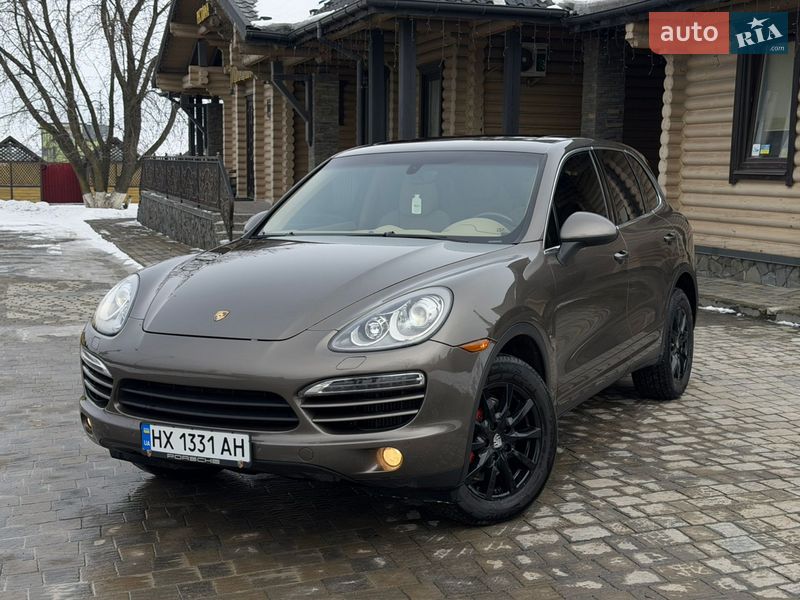 Внедорожник / Кроссовер Porsche Cayenne 2013 в Тернополе