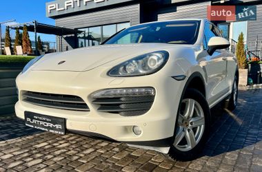 Позашляховик / Кросовер Porsche Cayenne 2011 в Києві