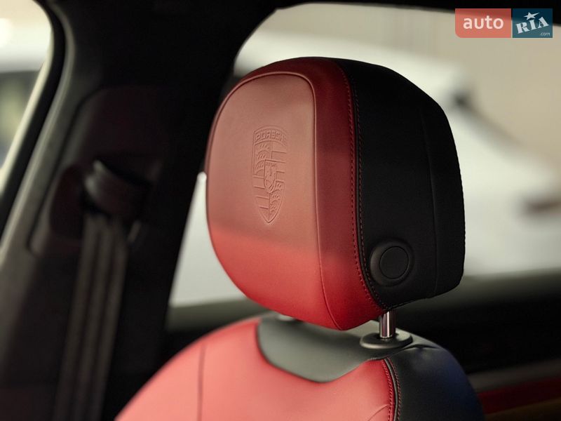 Внедорожник / Кроссовер Porsche Cayenne 2023 в Киеве