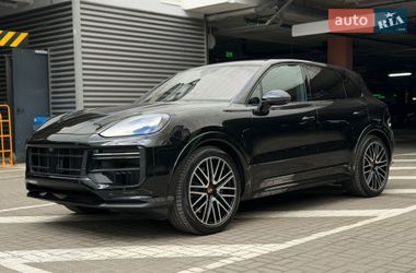 Внедорожник / Кроссовер Porsche Cayenne 2025 в Киеве