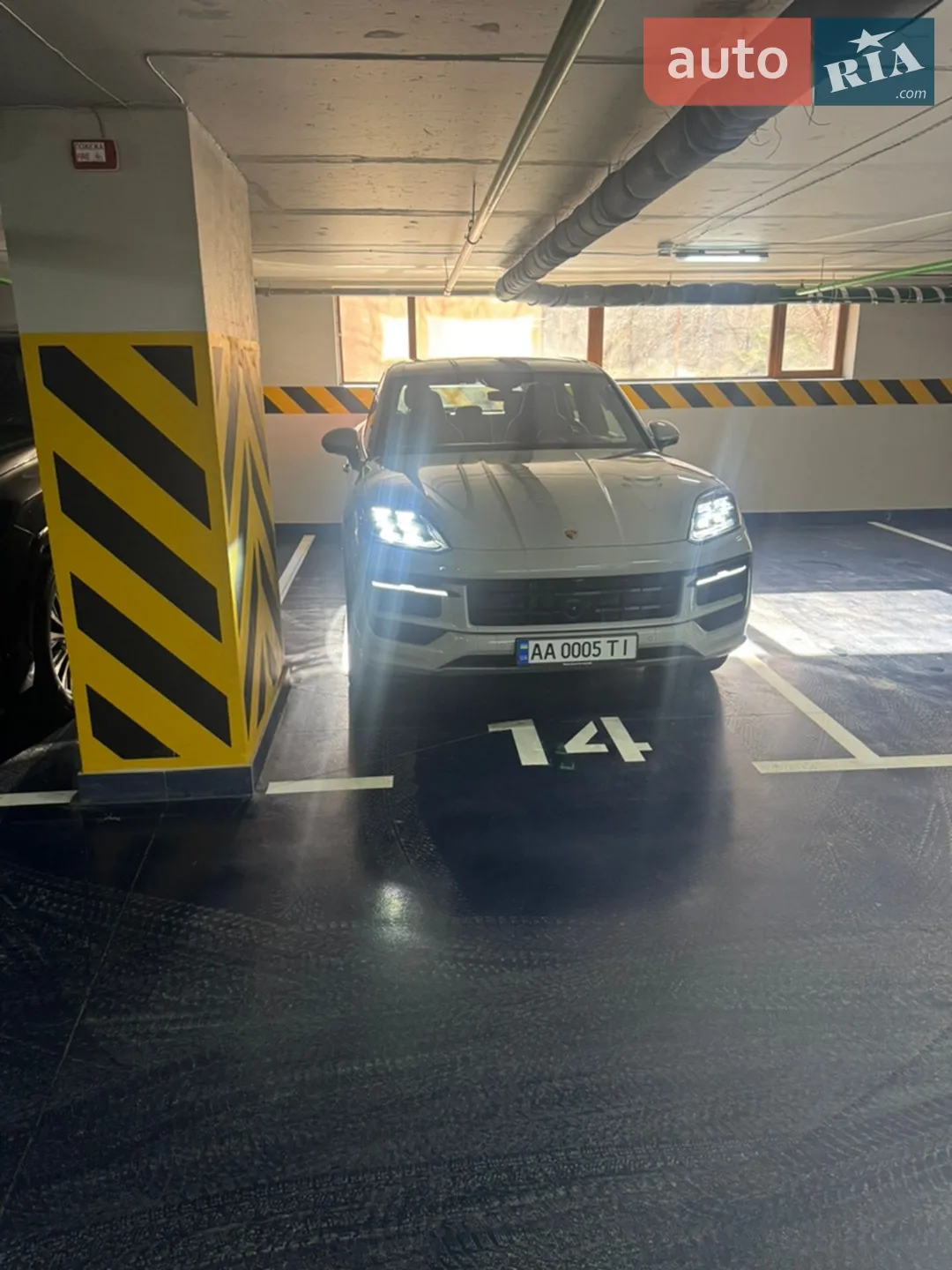 2024 Porsche Cayenne - мініатюра 8