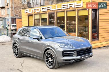 Внедорожник / Кроссовер Porsche Cayenne 2024 в Киеве