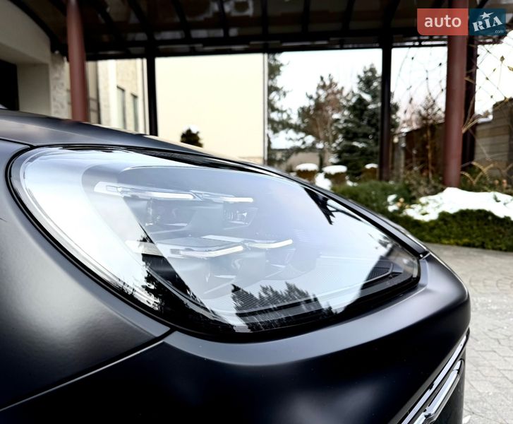 Внедорожник / Кроссовер Porsche Cayenne 2024 в Киеве