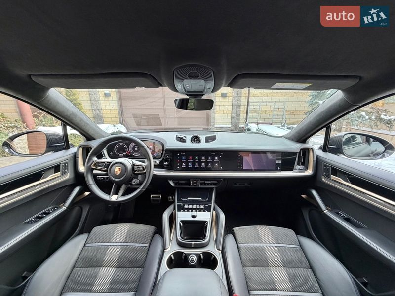 Внедорожник / Кроссовер Porsche Cayenne 2024 в Киеве