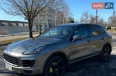 Позашляховик / Кросовер Porsche Cayenne 2015 в Кременчуці