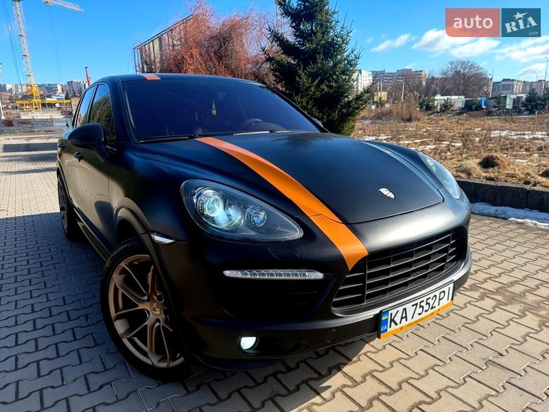 Внедорожник / Кроссовер Porsche Cayenne 2010 в Хмельницком