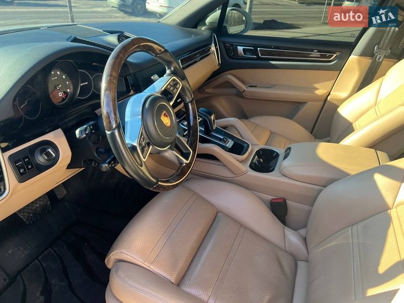 Позашляховик / Кросовер Porsche Cayenne 2019 в Києві
