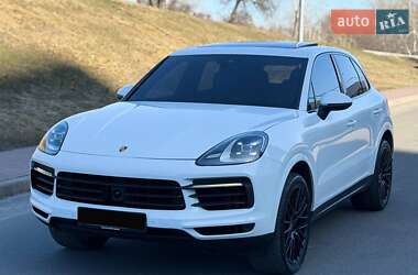 Внедорожник / Кроссовер Porsche Cayenne 2018 в Киеве