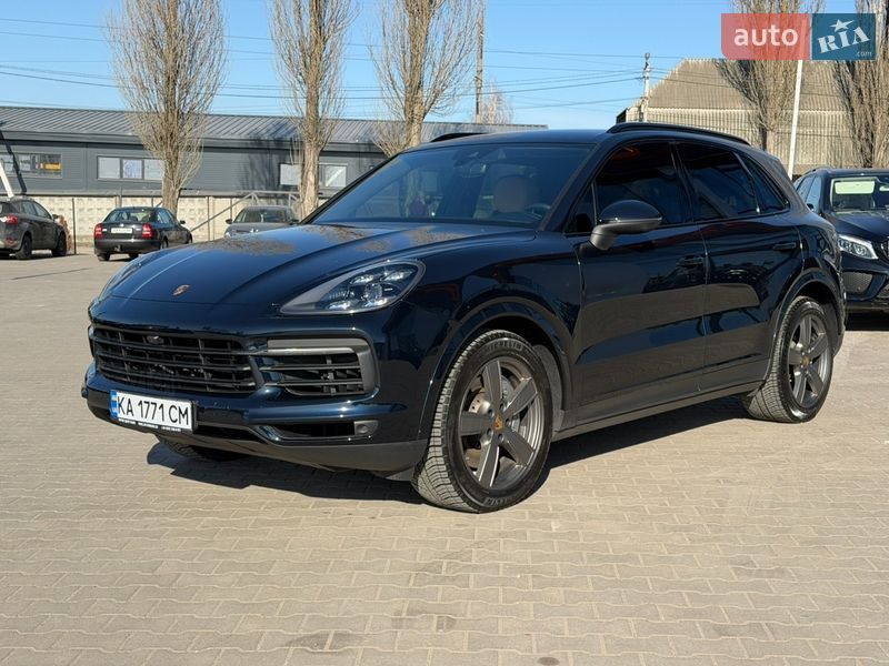 Внедорожник / Кроссовер Porsche Cayenne 2018 в Киеве