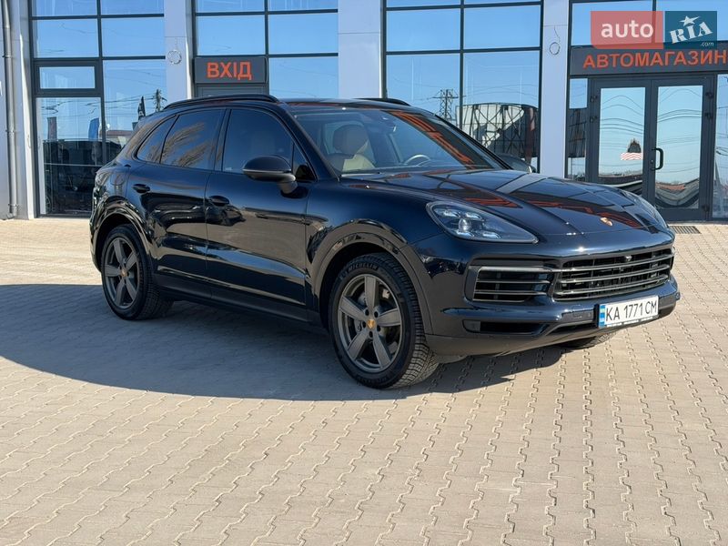 Внедорожник / Кроссовер Porsche Cayenne 2018 в Киеве