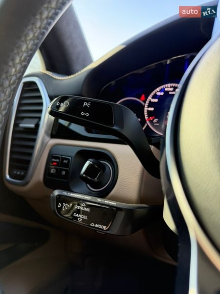 Внедорожник / Кроссовер Porsche Cayenne 2018 в Киеве