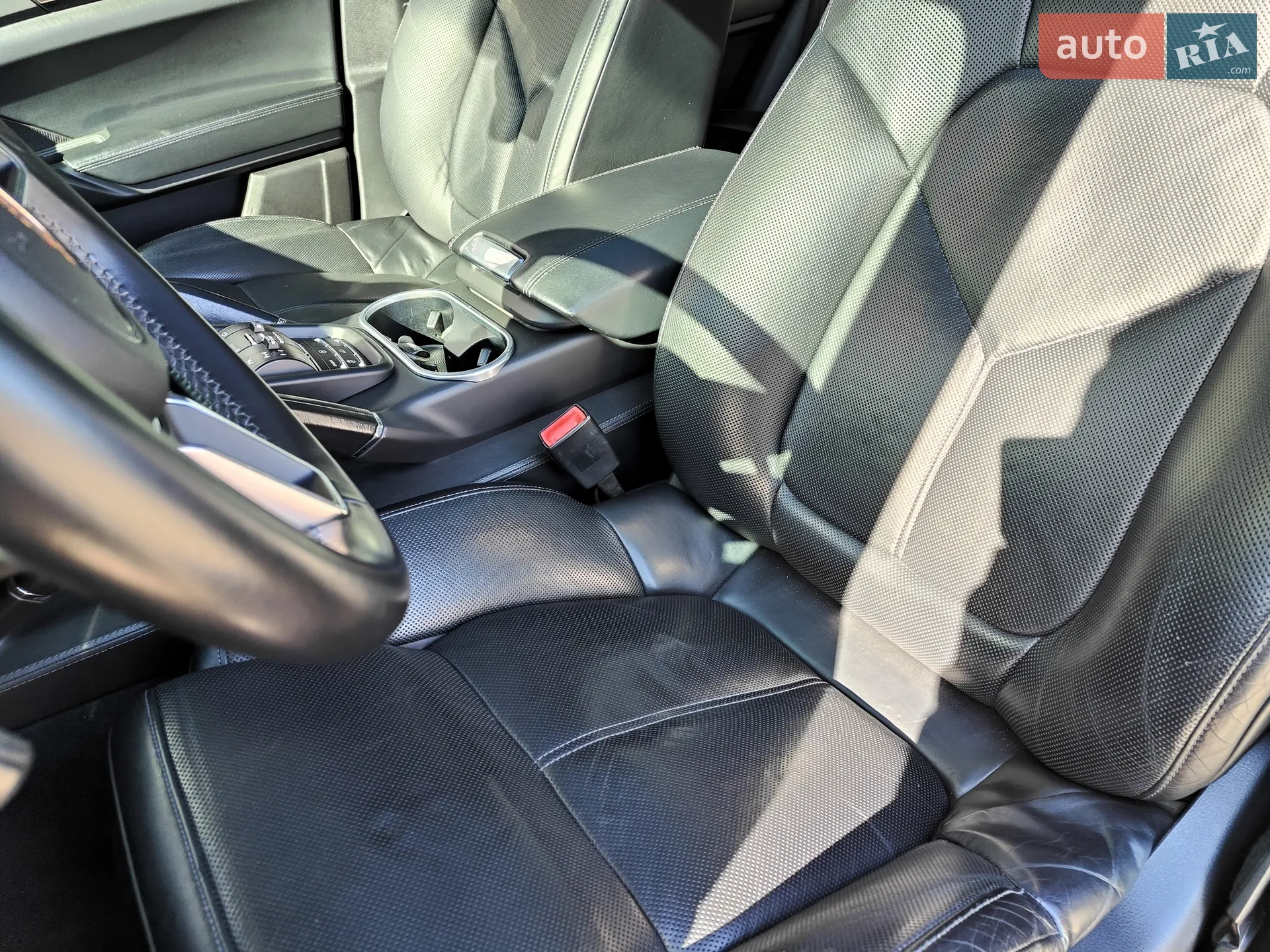 2012 Porsche Cayenne - мініатюра 40