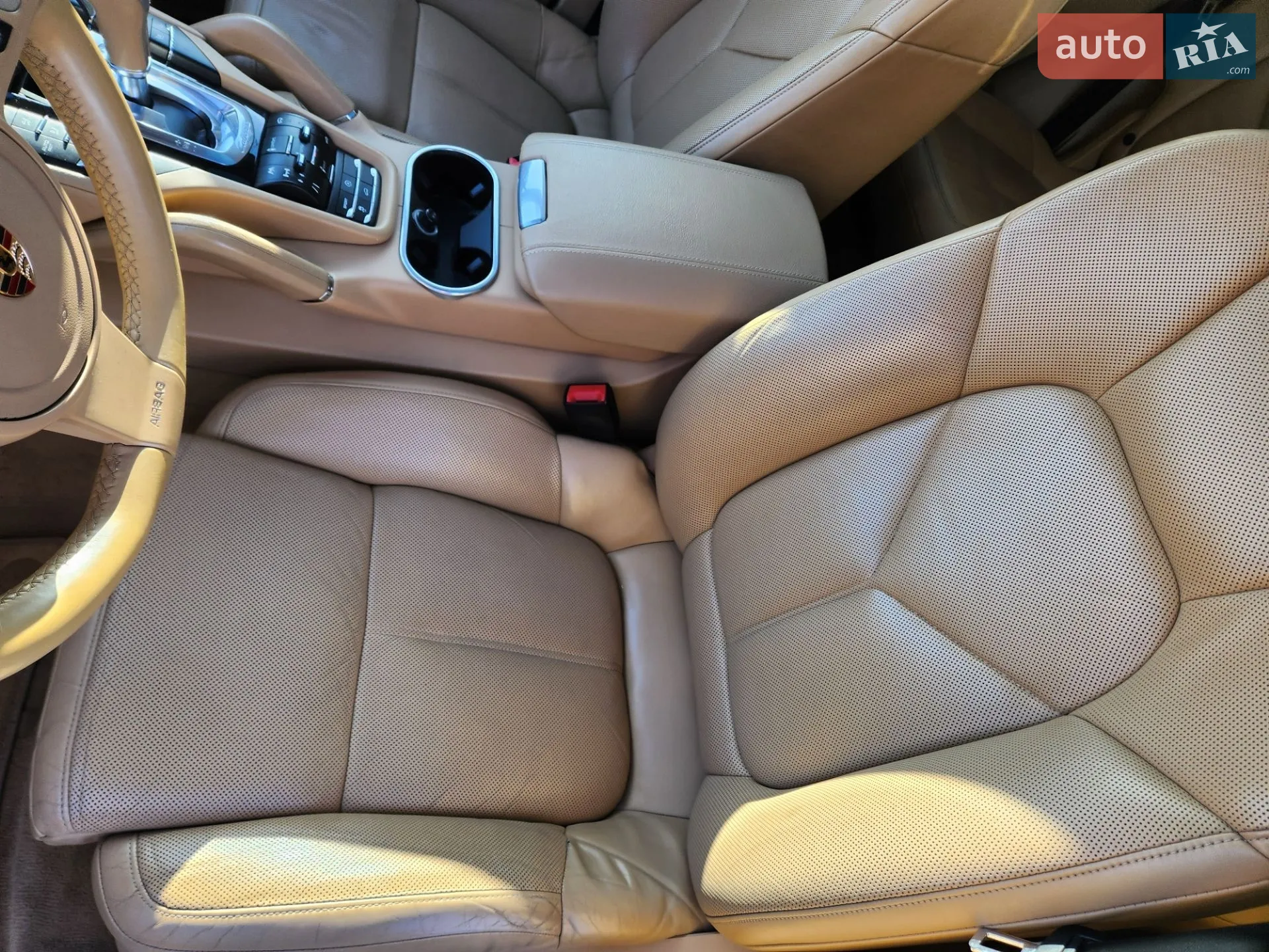 2012 Porsche Cayenne - мініатюра 15