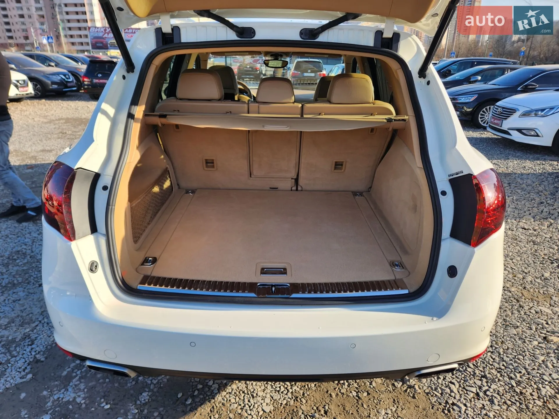 2012 Porsche Cayenne - мініатюра 34