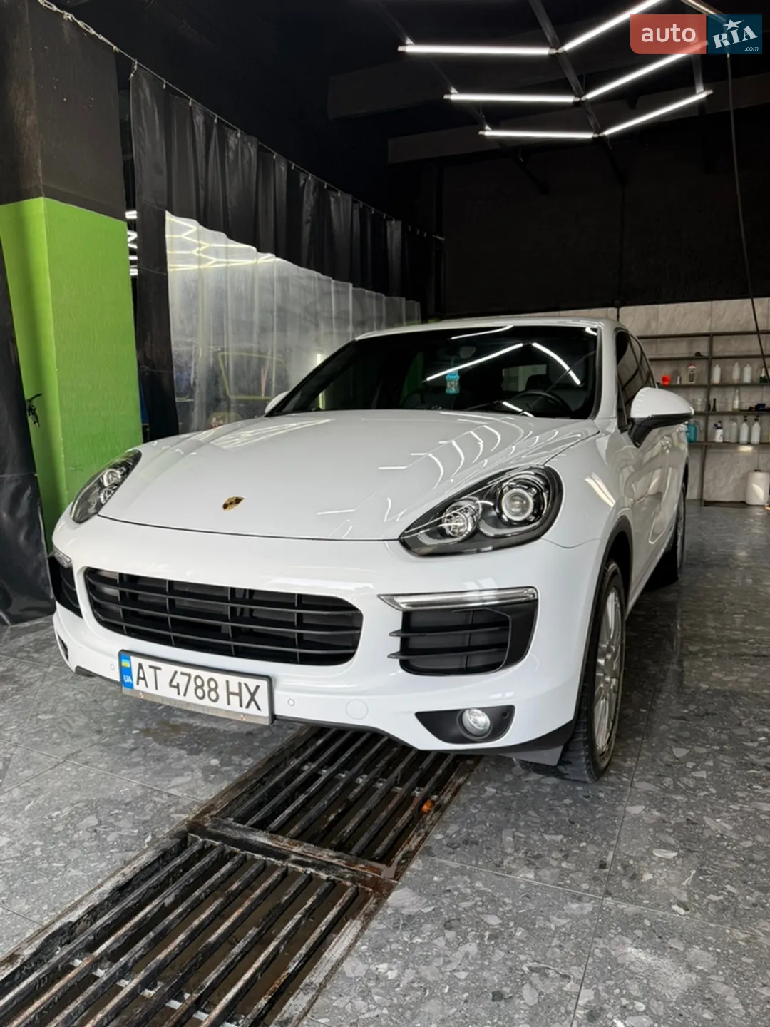 2015 Porsche Cayenne - мініатюра 2
