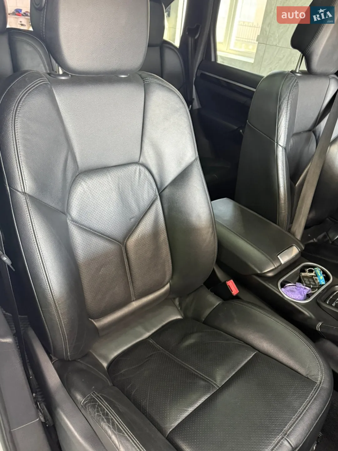 2015 Porsche Cayenne - мініатюра 17