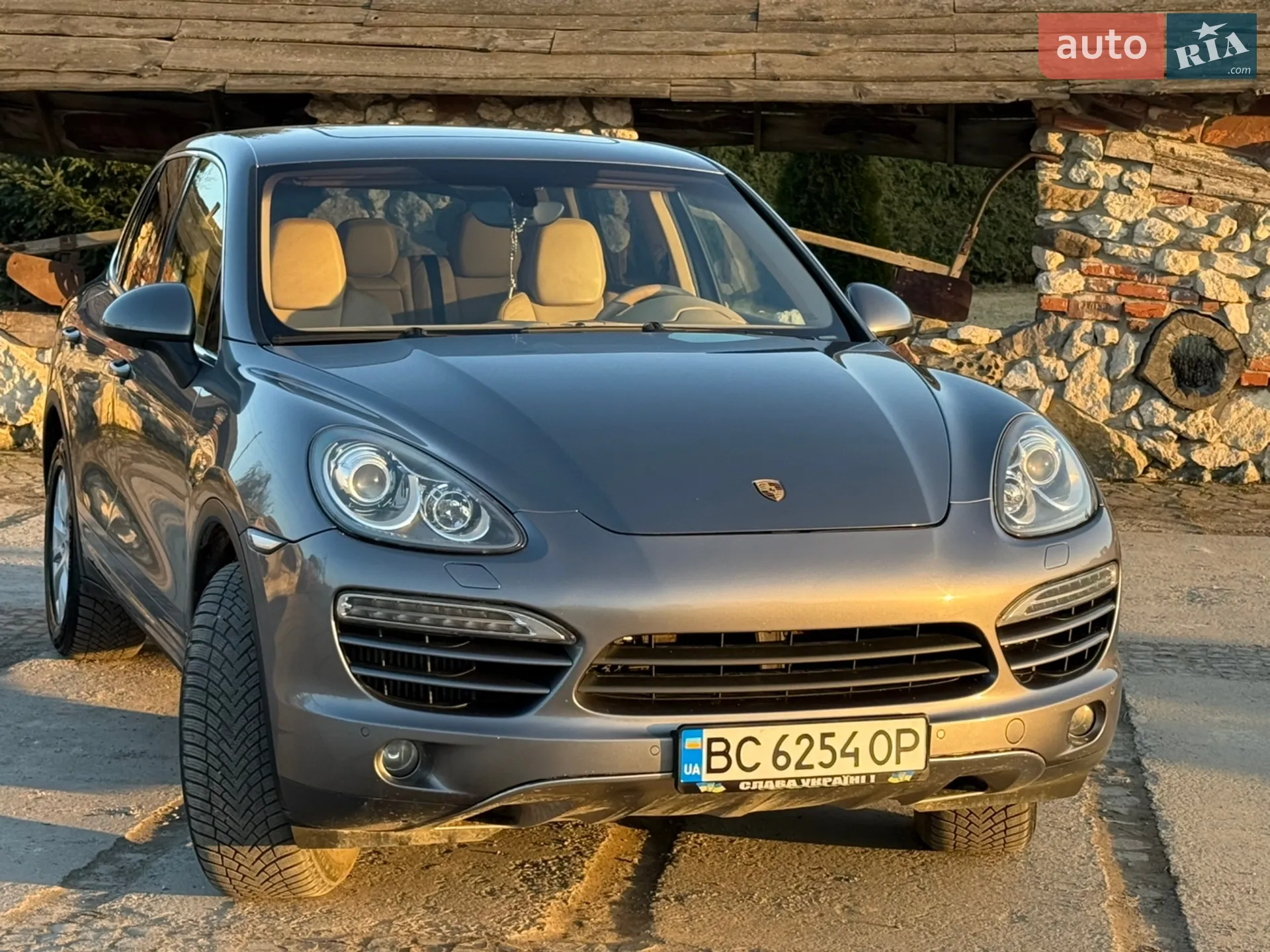 2010 Porsche Cayenne - мініатюра 3