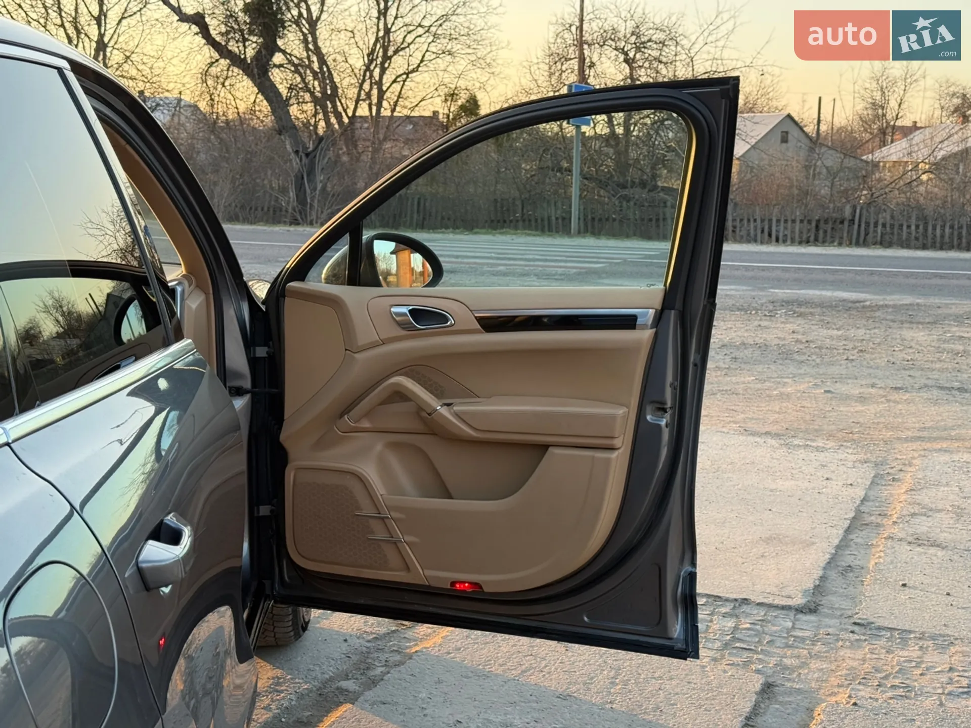 2010 Porsche Cayenne - мініатюра 48