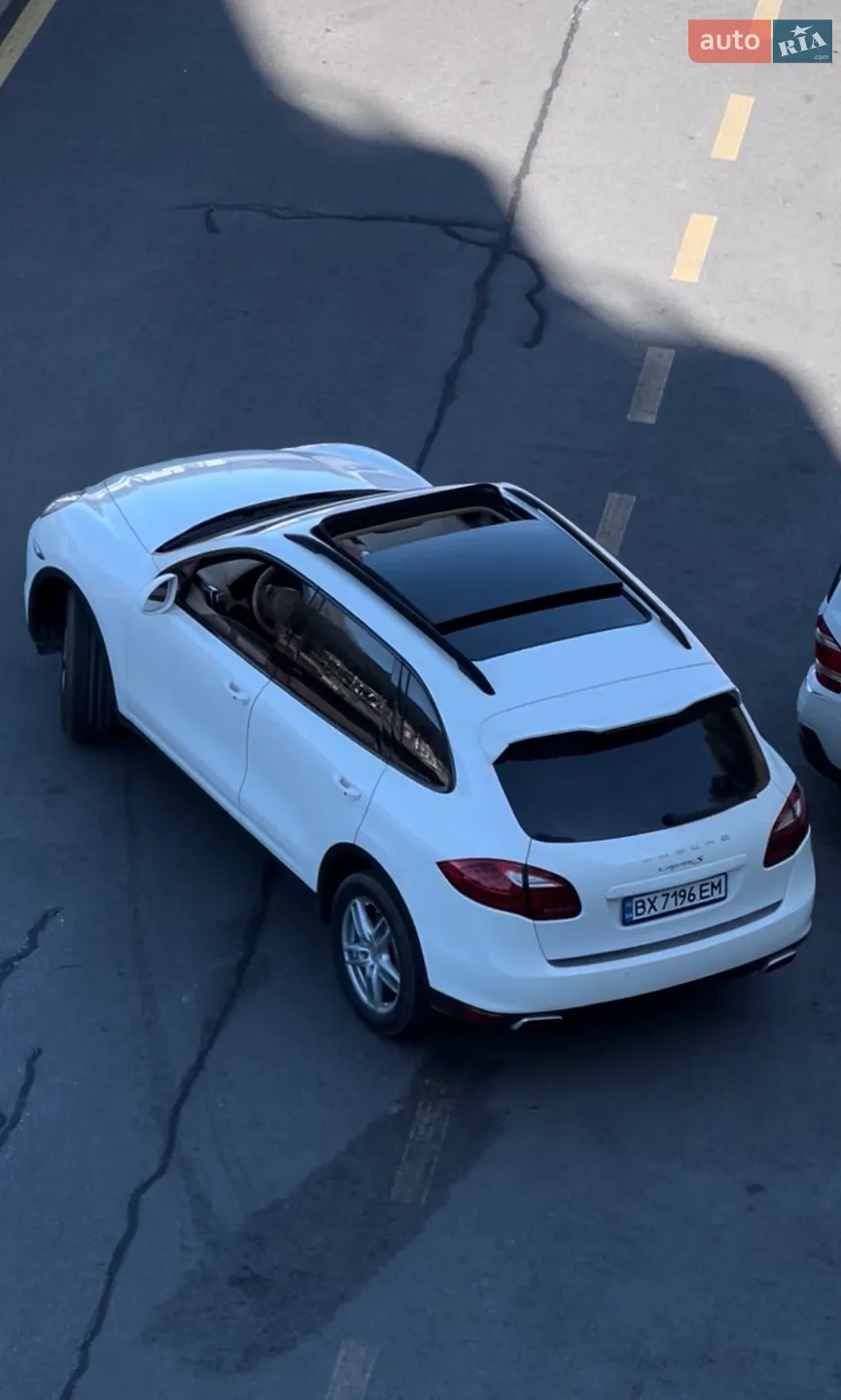 2011 Porsche Cayenne - мініатюра 11