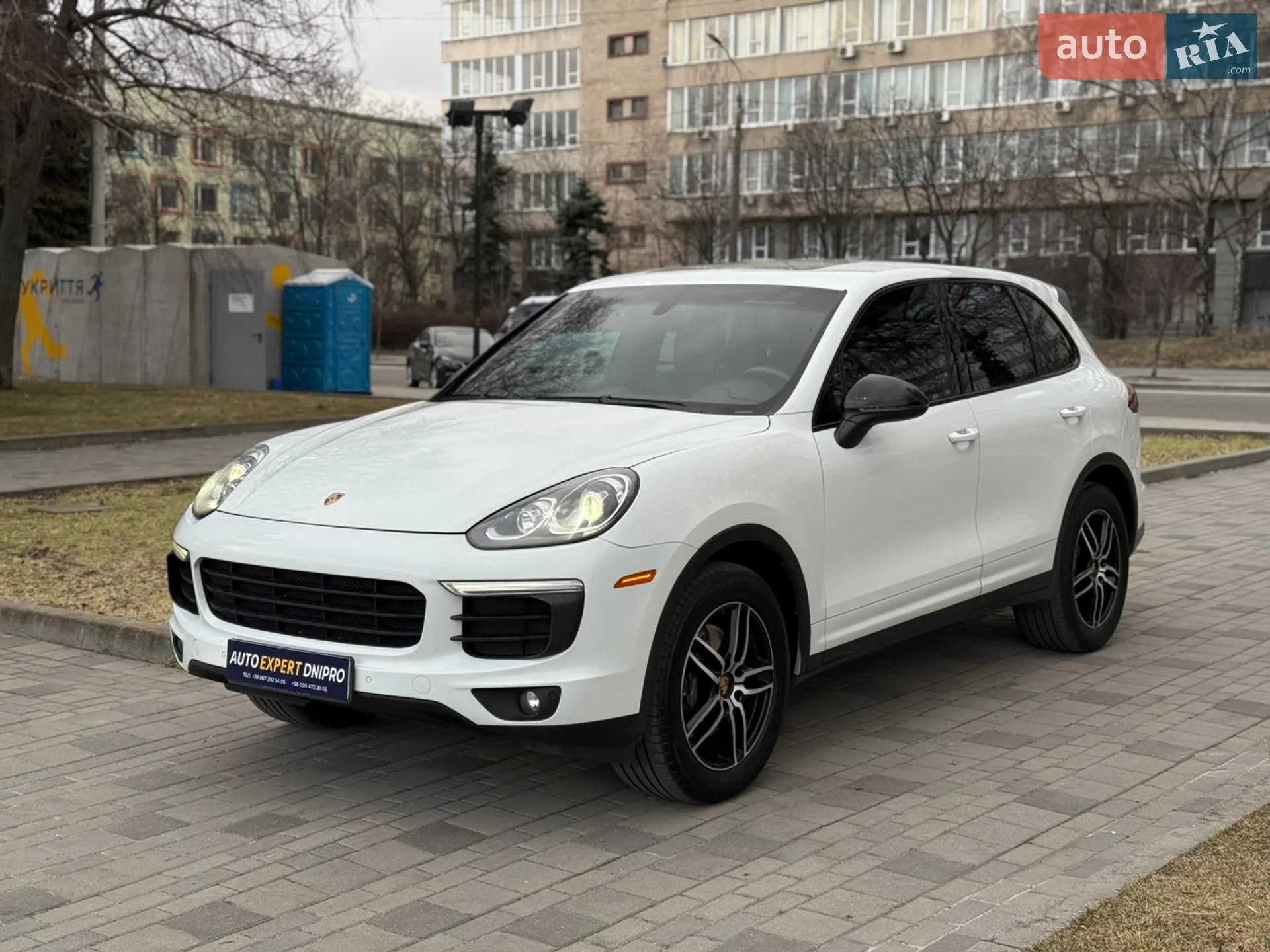 2017 Porsche Cayenne - мініатюра 16