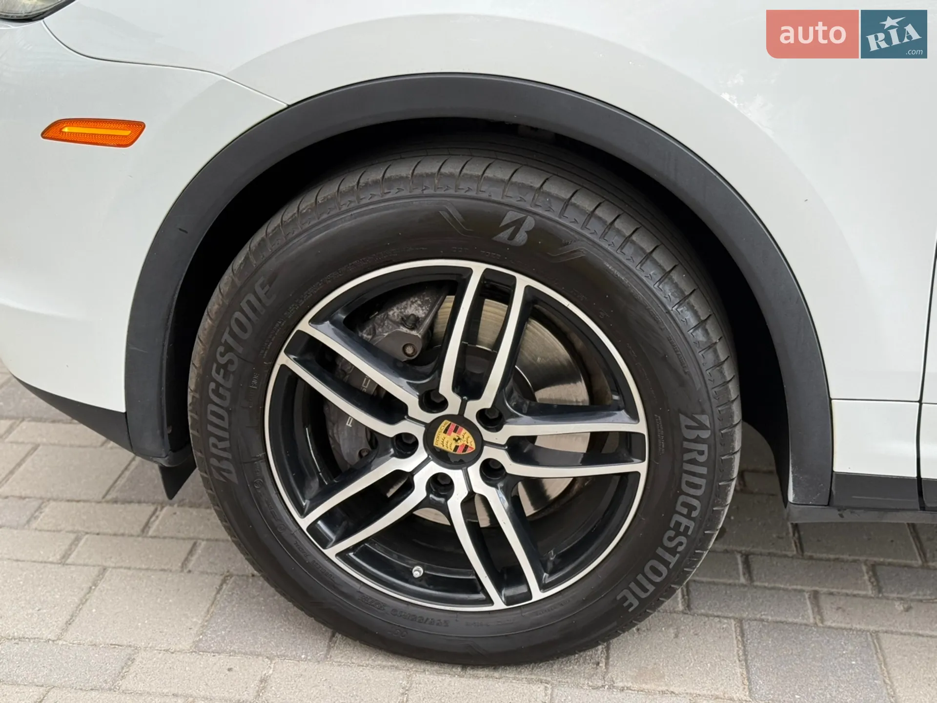2017 Porsche Cayenne - мініатюра 25