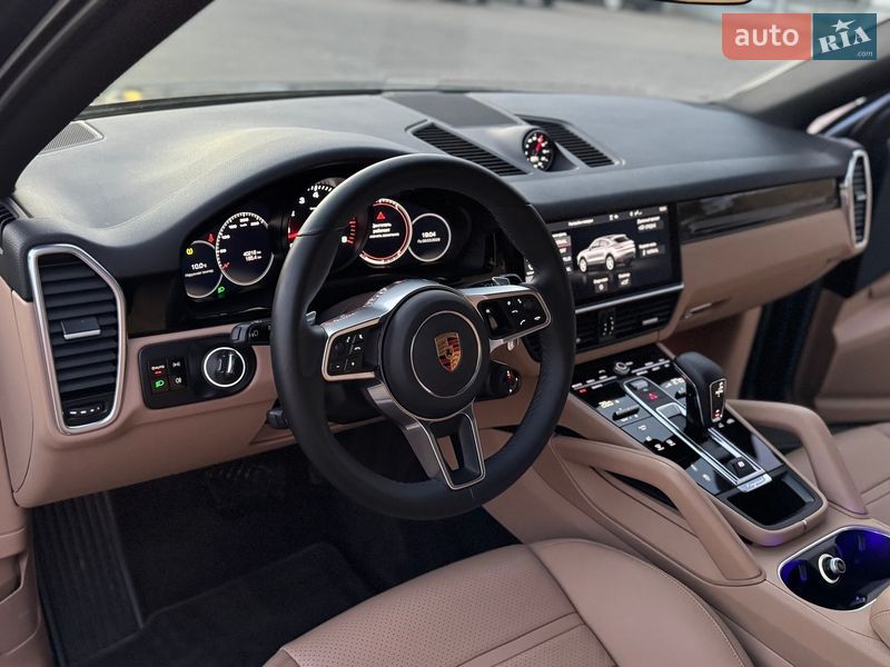 Внедорожник / Кроссовер Porsche Cayenne 2020 в Киеве