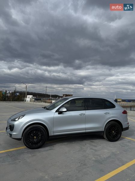 Внедорожник / Кроссовер Porsche Cayenne 2016 в Тернополе