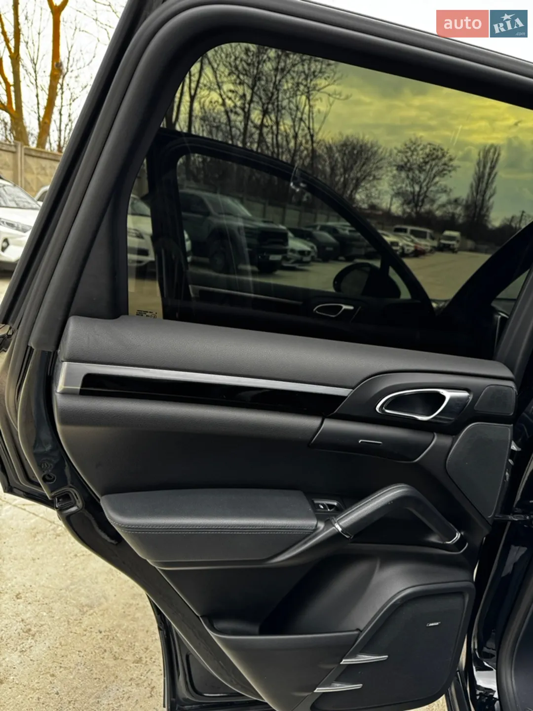 2016 Porsche Cayenne - мініатюра 18