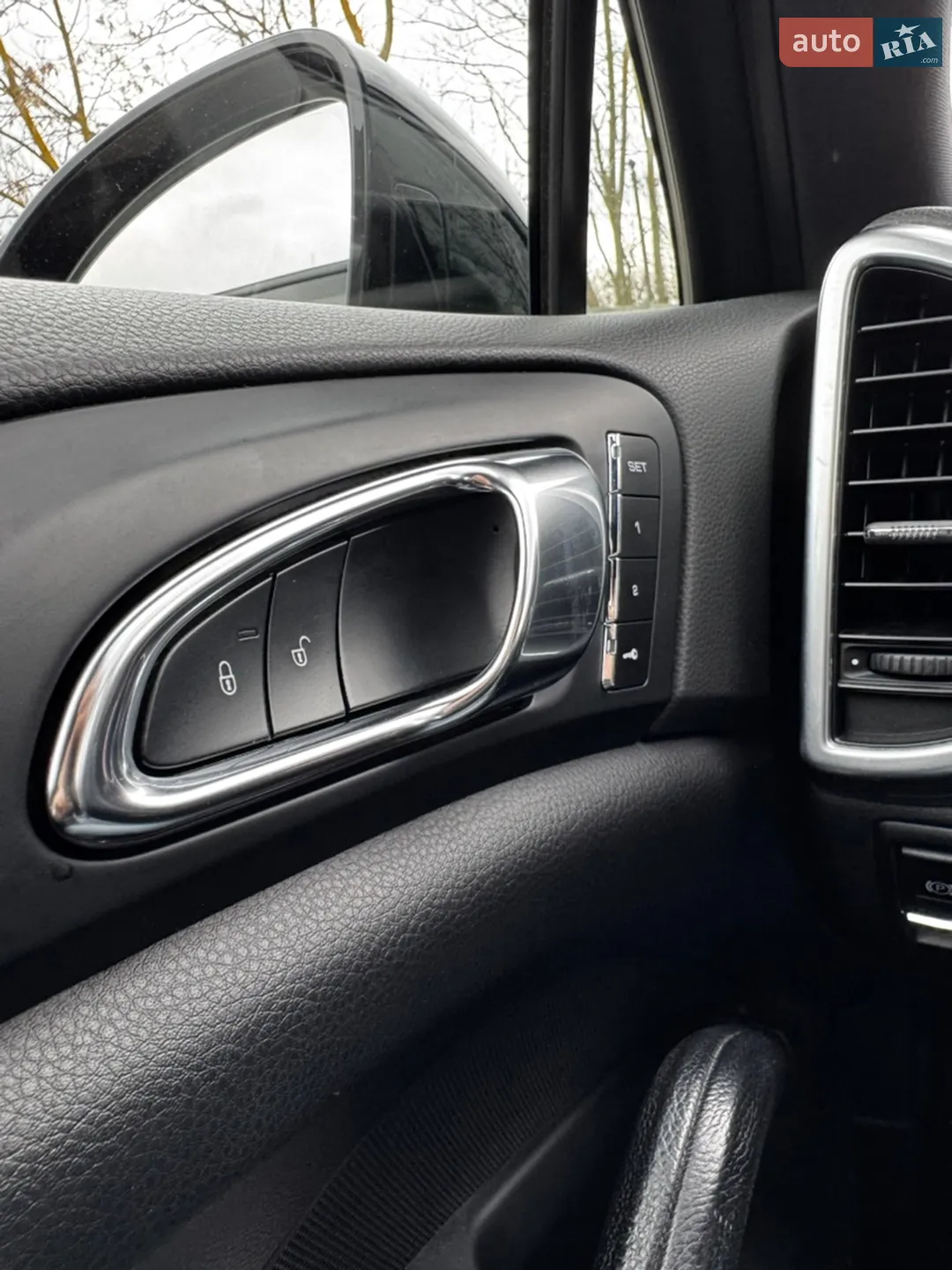 2016 Porsche Cayenne - мініатюра 38