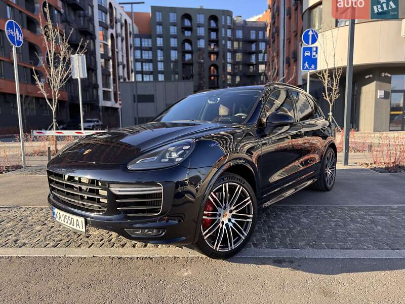 Porsche Cayenne 2016